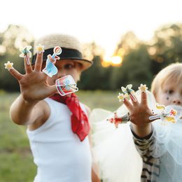 Bildspel - Stickers & Biljetter Cirkus