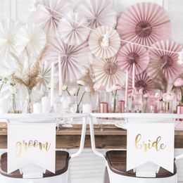 Bildspel - Stolsdekorationer Bride & Groom Vita