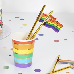 Bildspel - Sugrör Prideflagga Guld