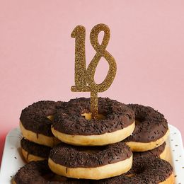 Bildspel - Tårtdekoration 18 Guld i Akryl