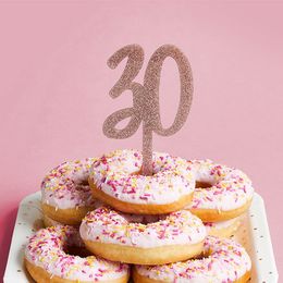 Bildspel - Tårtdekoration 30 Roséguld i Akryl