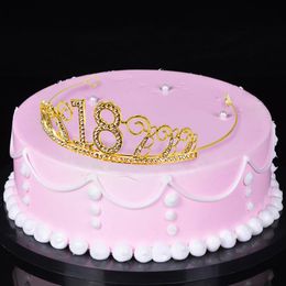 Lysbildefremvisning - Kakedekorasjon Tiara Tall av Metall Gull