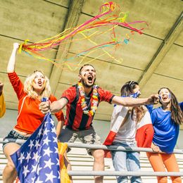 Bildspel - Throw Steamers Flerfärgad