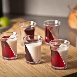 Lysbildefremvisning - Twister Shotglass