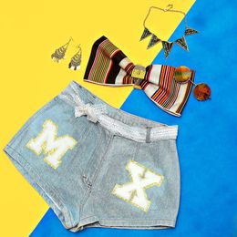 Lysbildefremvisning - Stoffmerke Bokstav Hvit