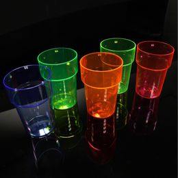 Bildspel - UV Neon Ölglas