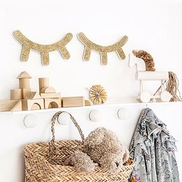 Bildspel - Väggdekoration Sovande Ögon Guld Glitter