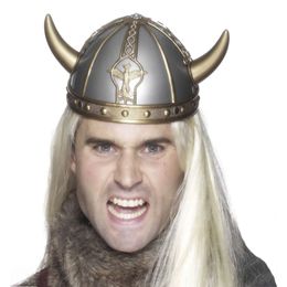 Vikingahjälm med Horn