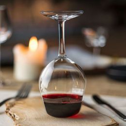 Lysbildefremvisning - Vinglass Opp Ned