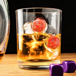 Bildspel - Whiskyglas med Tärningar