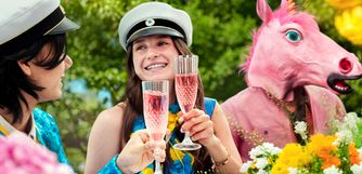 Maskerad, maskeraddräkter, temafest